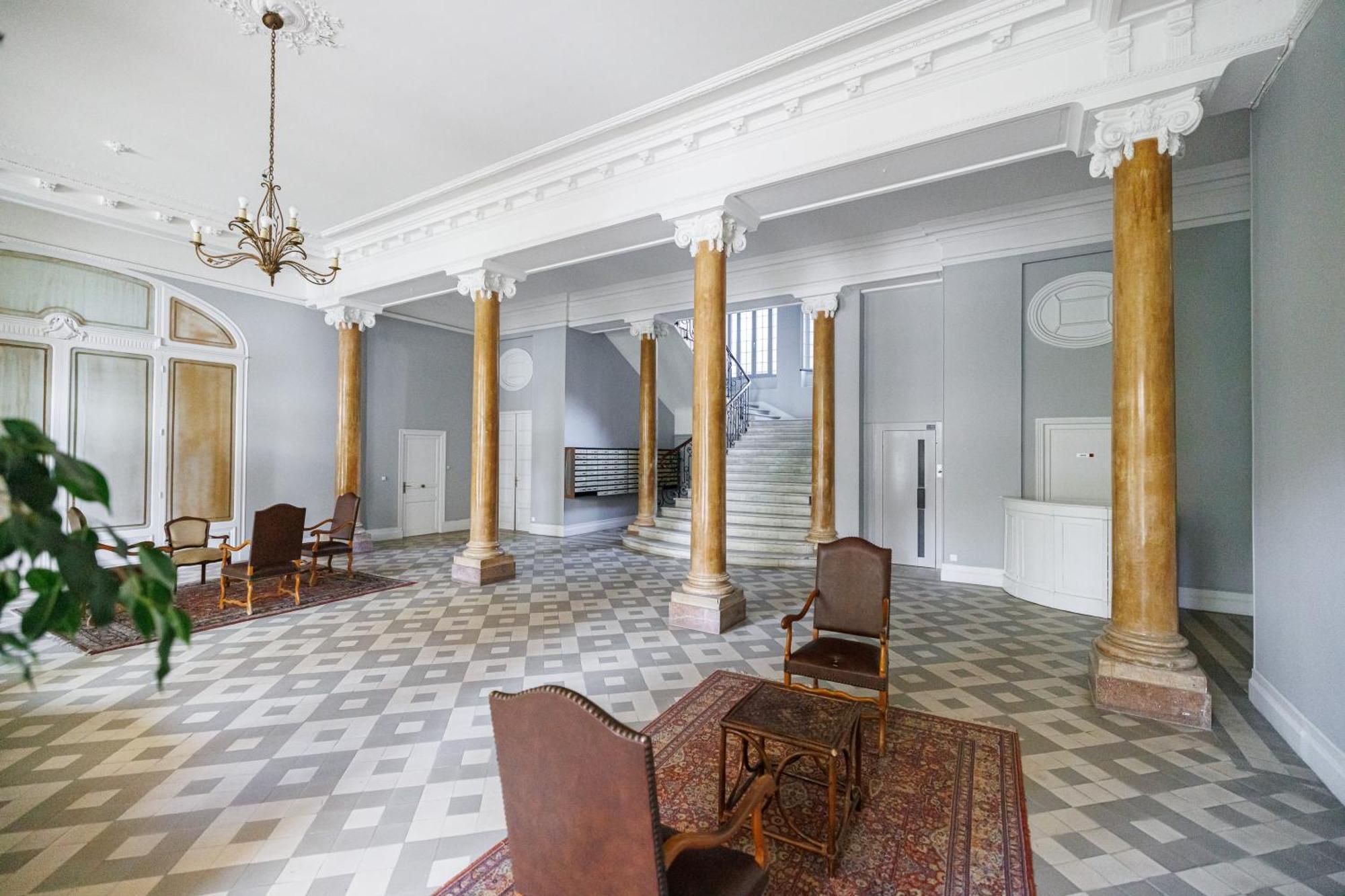 Vacances Au Palace - Happy Rentals Мантон Екстер'єр фото