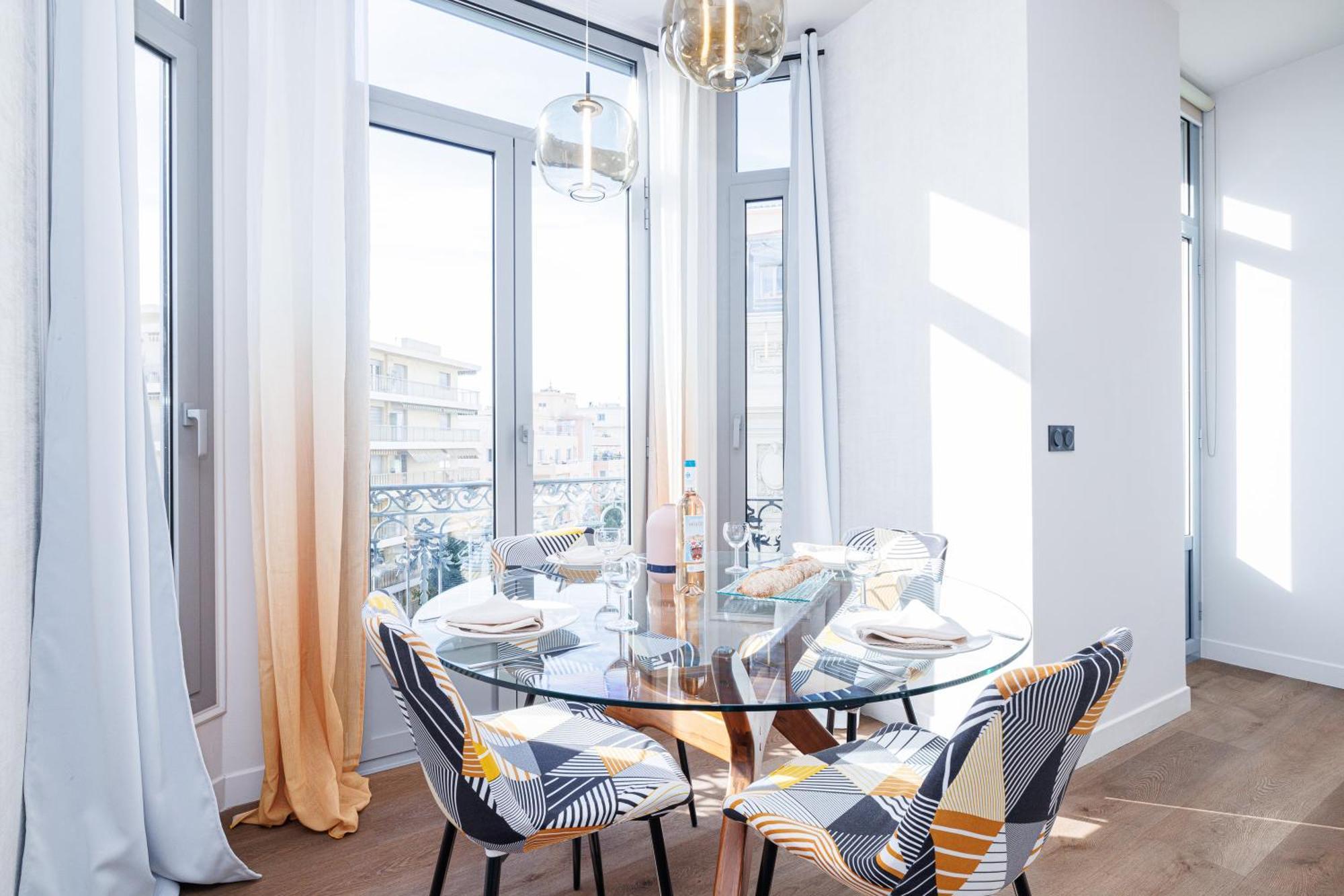 Vacances Au Palace - Happy Rentals Мантон Екстер'єр фото
