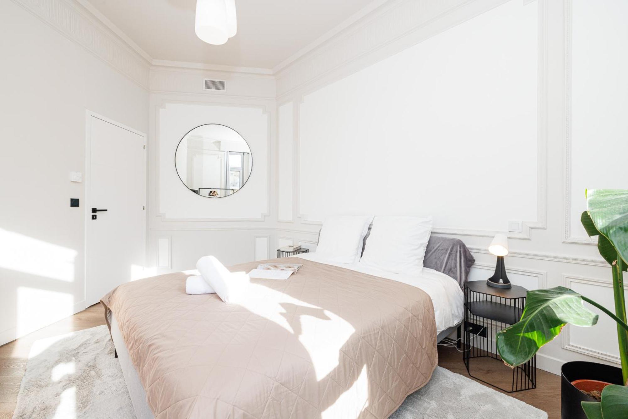 Vacances Au Palace - Happy Rentals Мантон Екстер'єр фото